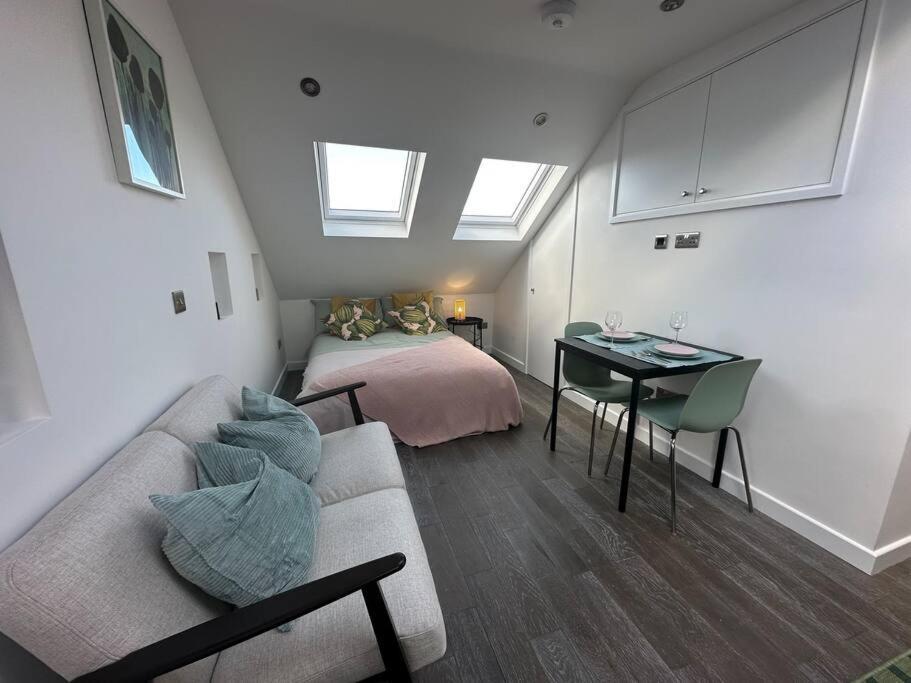 Lovely New Decor Studio - 4 The Southwell Londres Exterior foto